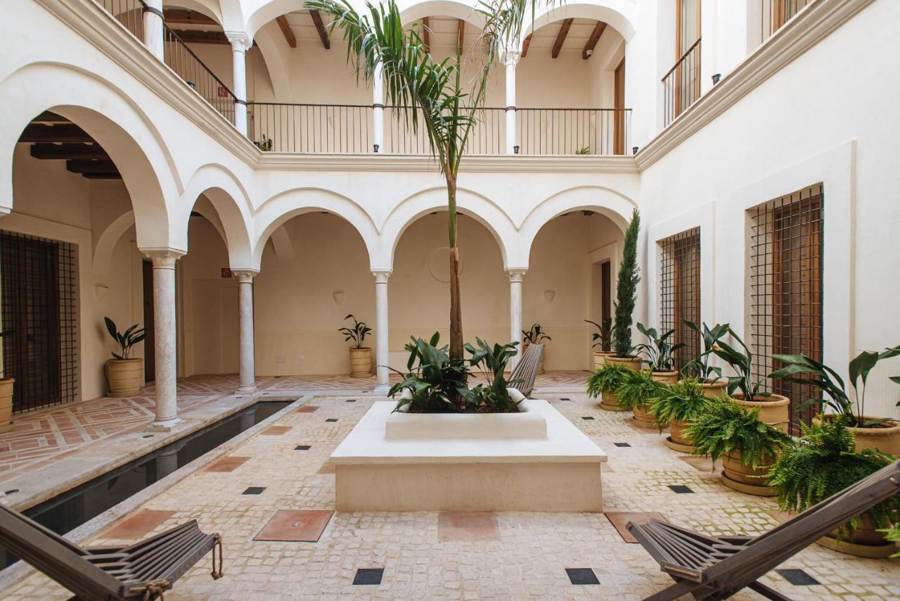 セビリア Casa Del Rey Sabioアパートホテル エクステリア 写真