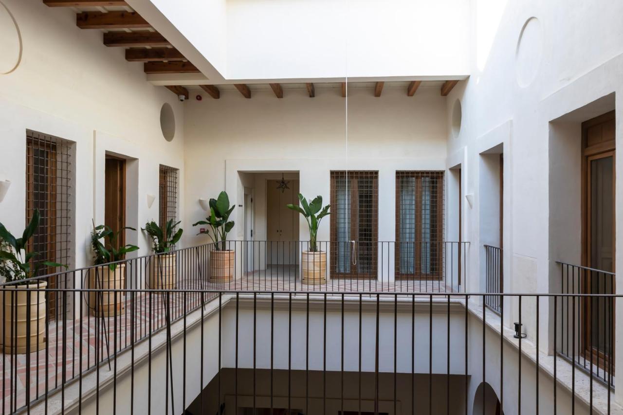 セビリア Casa Del Rey Sabioアパートホテル エクステリア 写真