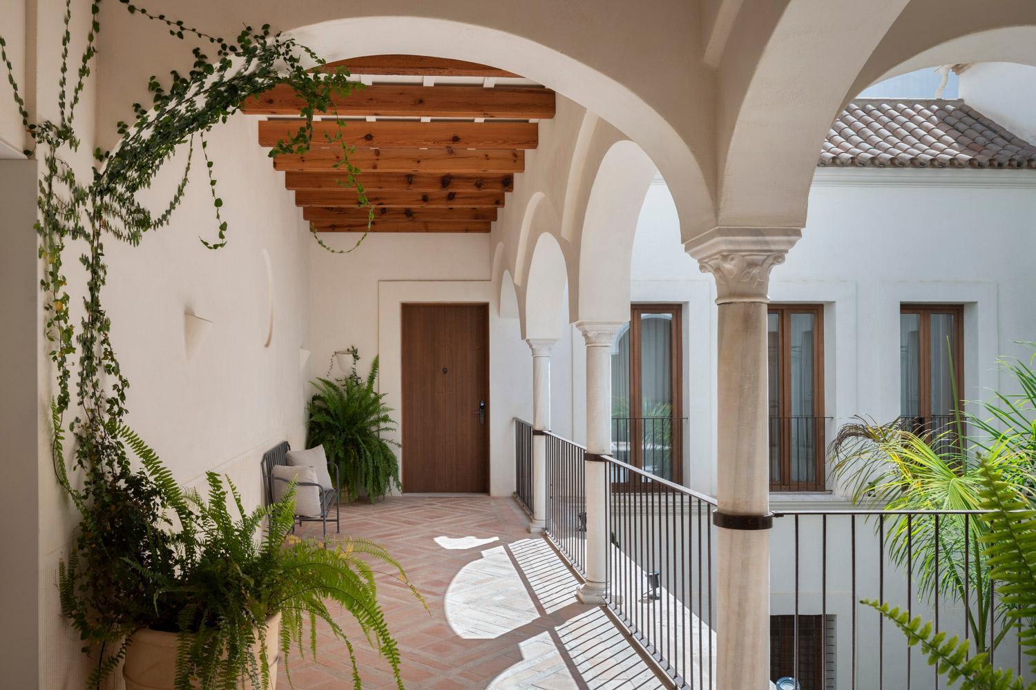 セビリア Casa Del Rey Sabioアパートホテル エクステリア 写真